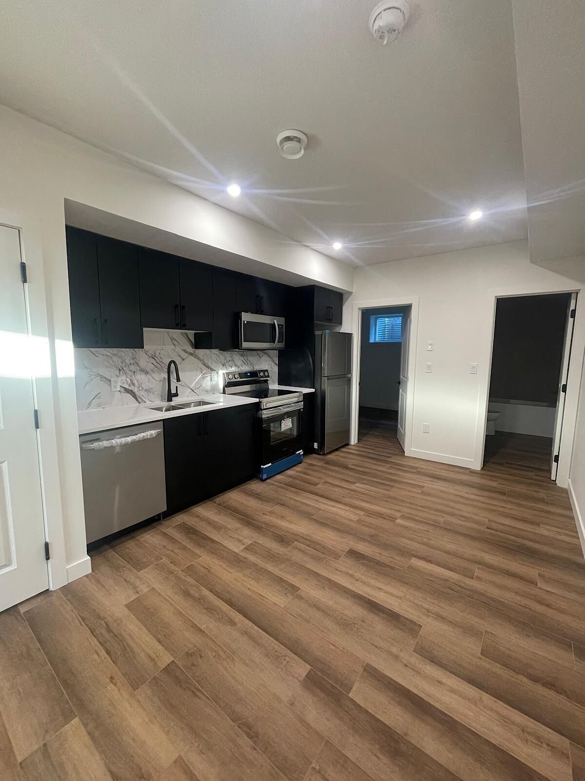 Leduc 2 bedrooms Basement for rent. Property photo: 681698-1