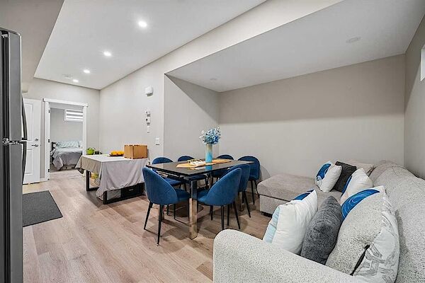 Calgary 2 bedrooms Basement for rent. Property photo: 681708-3