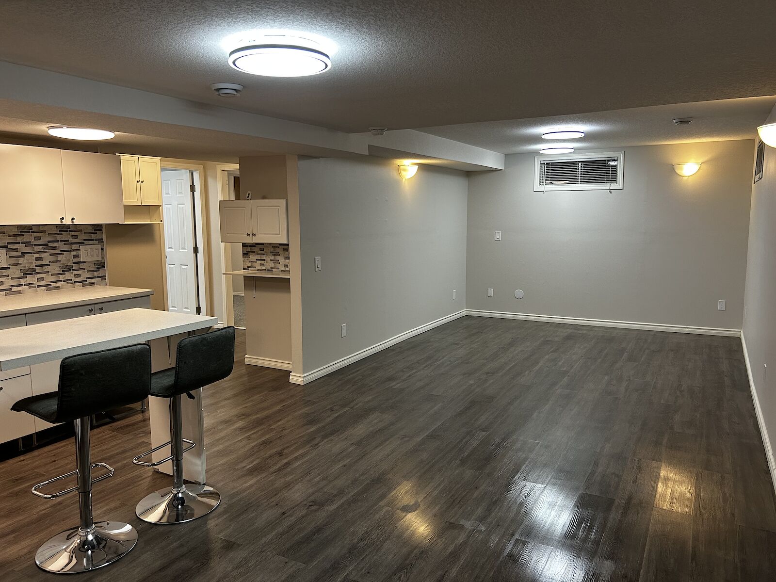 Cochrane 1 bedroom Basement for rent. Property photo: 681716-1
