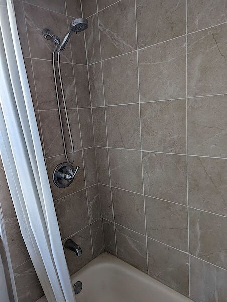 Calgary 1 bedroom Main Floor for rent. Property photo: 681754-3