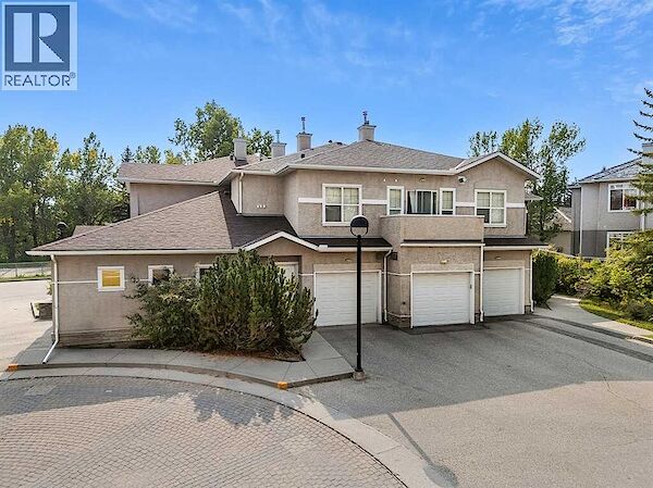 Calgary 2 bedrooms Townhouse for rent. Property photo: 681778-2