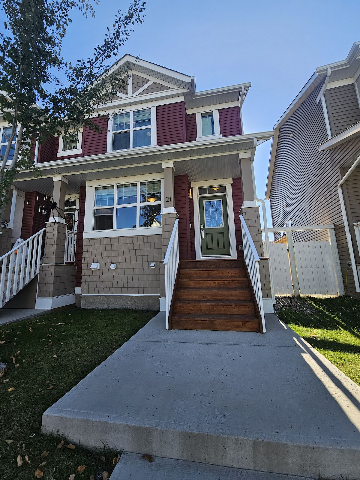 Calgary 2 bedrooms Duplex for rent. Property photo: 681823-1