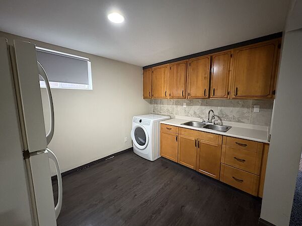 Calgary 2 bedrooms Duplex for rent. Property photo: 681849-3