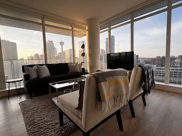 Calgary 2 bedrooms Condo Unit for rent. Property photo: 681916-2