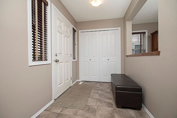 Edmonton 5 bedrooms House for rent. Property photo: 681921-3