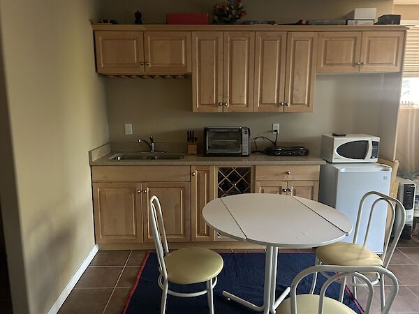 Fort McMurray 1 bedroom Basement for rent. Property photo: 681942-2