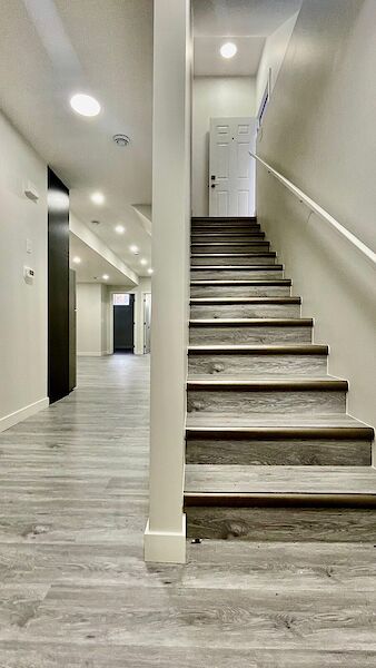 Calgary 2 bedrooms Basement for rent. Property photo: 681947-2