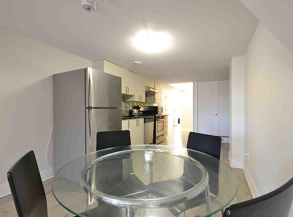 Ottawa 5 bedrooms Fourplex for rent. Property photo: 682016-2