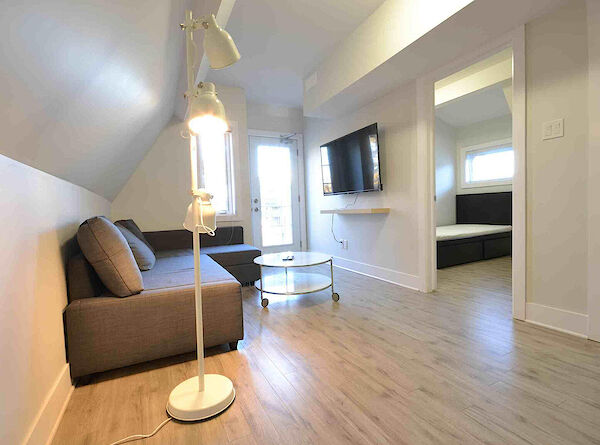 Ottawa 5 bedrooms Fourplex for rent. Property photo: 682016-3