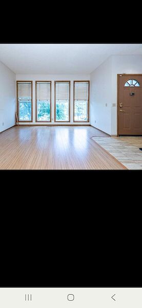 Calgary 3 + Den bedrooms House for rent. Property photo: 682020-3