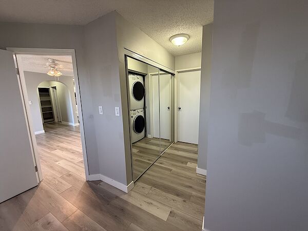 Edmonton 2 bedrooms Condo Unit for rent. Property photo: 682120-3