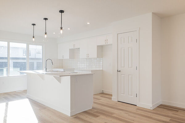 Edmonton 3 + Den bedrooms House for rent. Property photo: 682194-2