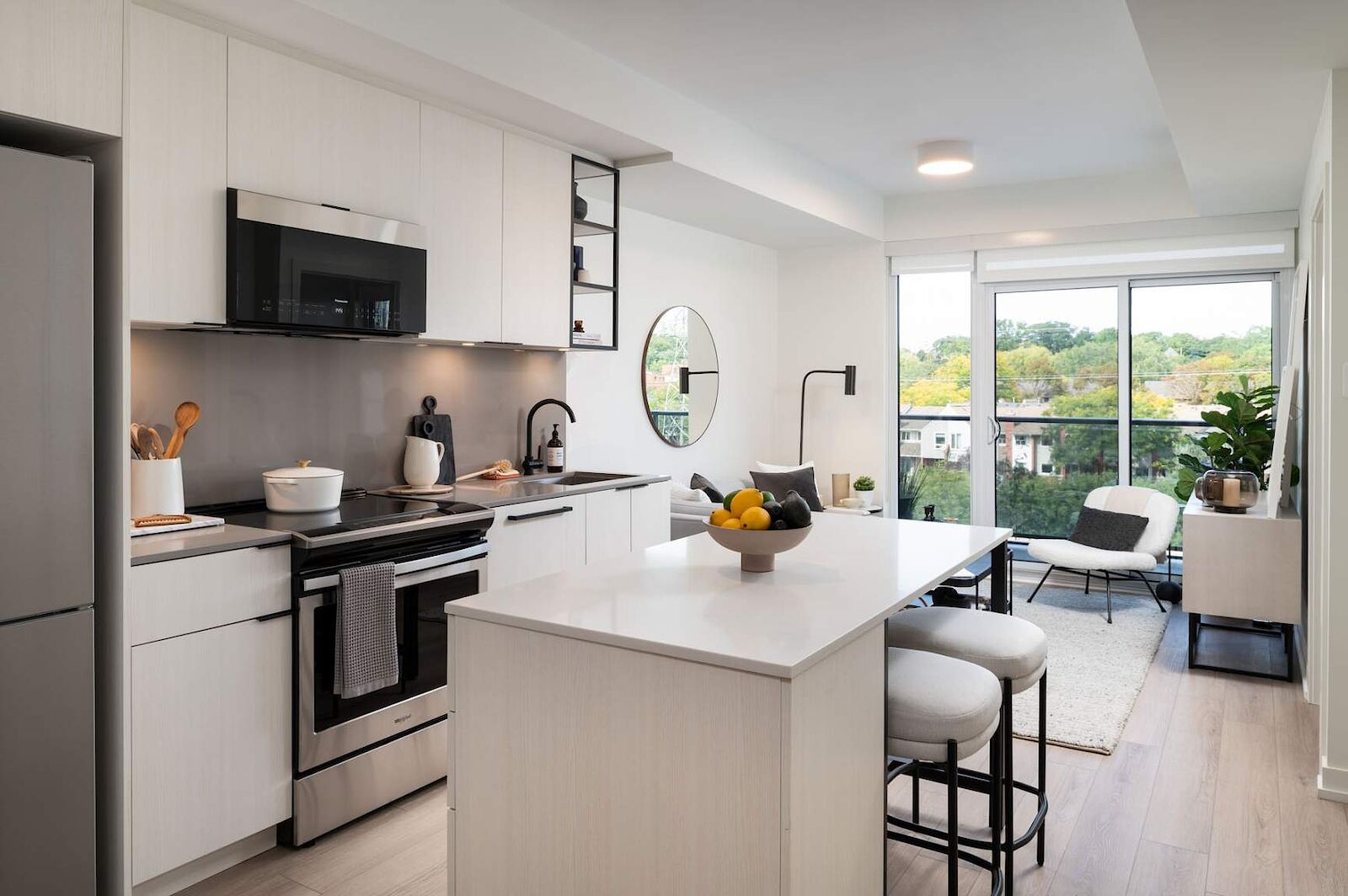 Toronto bachelor bedrooms Apartment for rent. Property photo: 682326-1