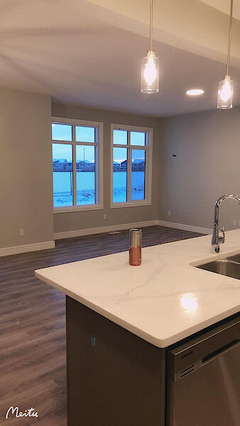 Edmonton 3 bedrooms House for rent. Property photo: 682334-2