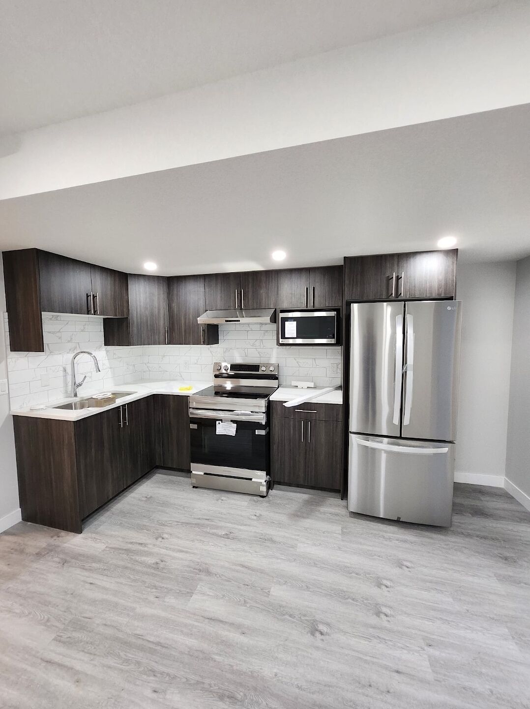 Calgary 2 bedrooms Basement for rent. Property photo: 682380-1