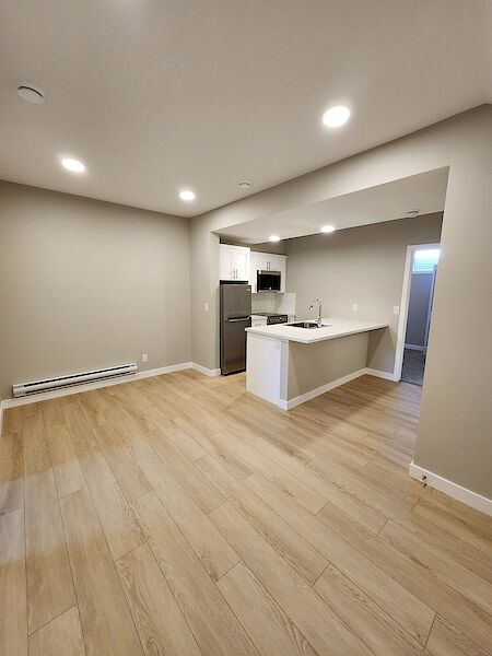Calgary 2 bedrooms Basement for rent. Property photo: 682387-3