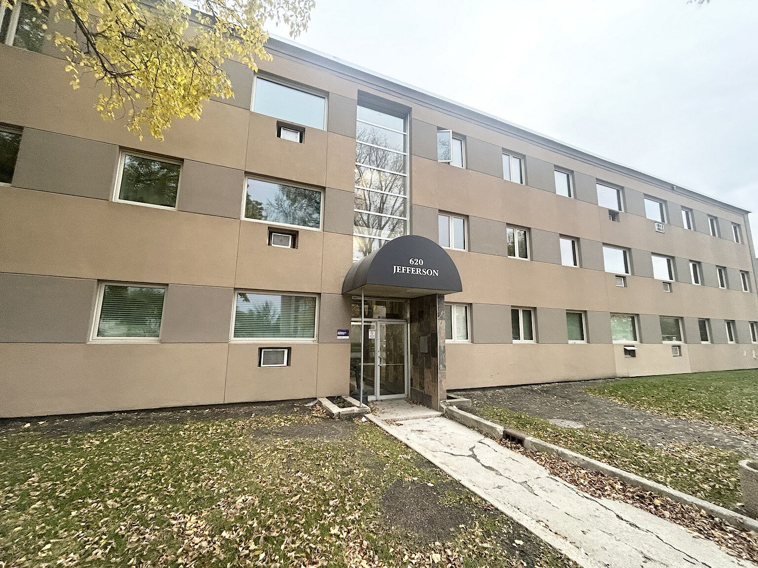 Winnipeg 1 bedroom Condo Unit for rent. Property photo: 682398-1