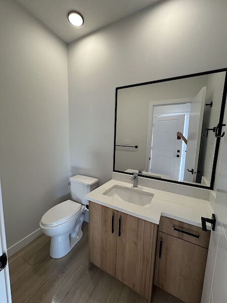 Edmonton 3 bedrooms Fourplex for rent. Property photo: 682415-2