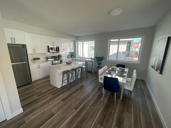 Edmonton 3 + Den bedrooms Townhouse for rent. Property photo: 682483-3