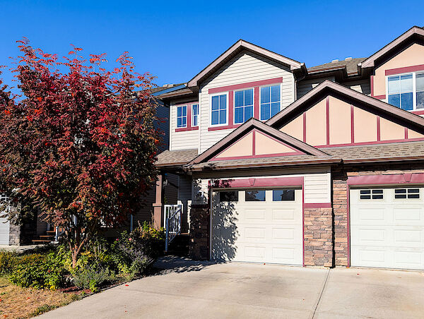 Edmonton 3 bedrooms Duplex for rent. Property photo: 682611-2