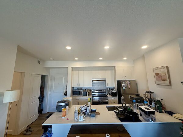 Calgary 2 bedrooms Condo Unit for rent. Property photo: 682673-3