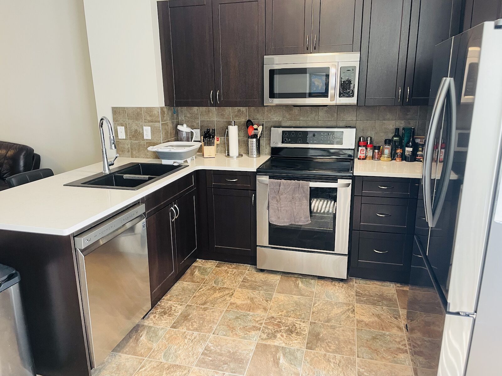 Strathmore 2 bedrooms Townhouse for rent. Property photo: 682762-1