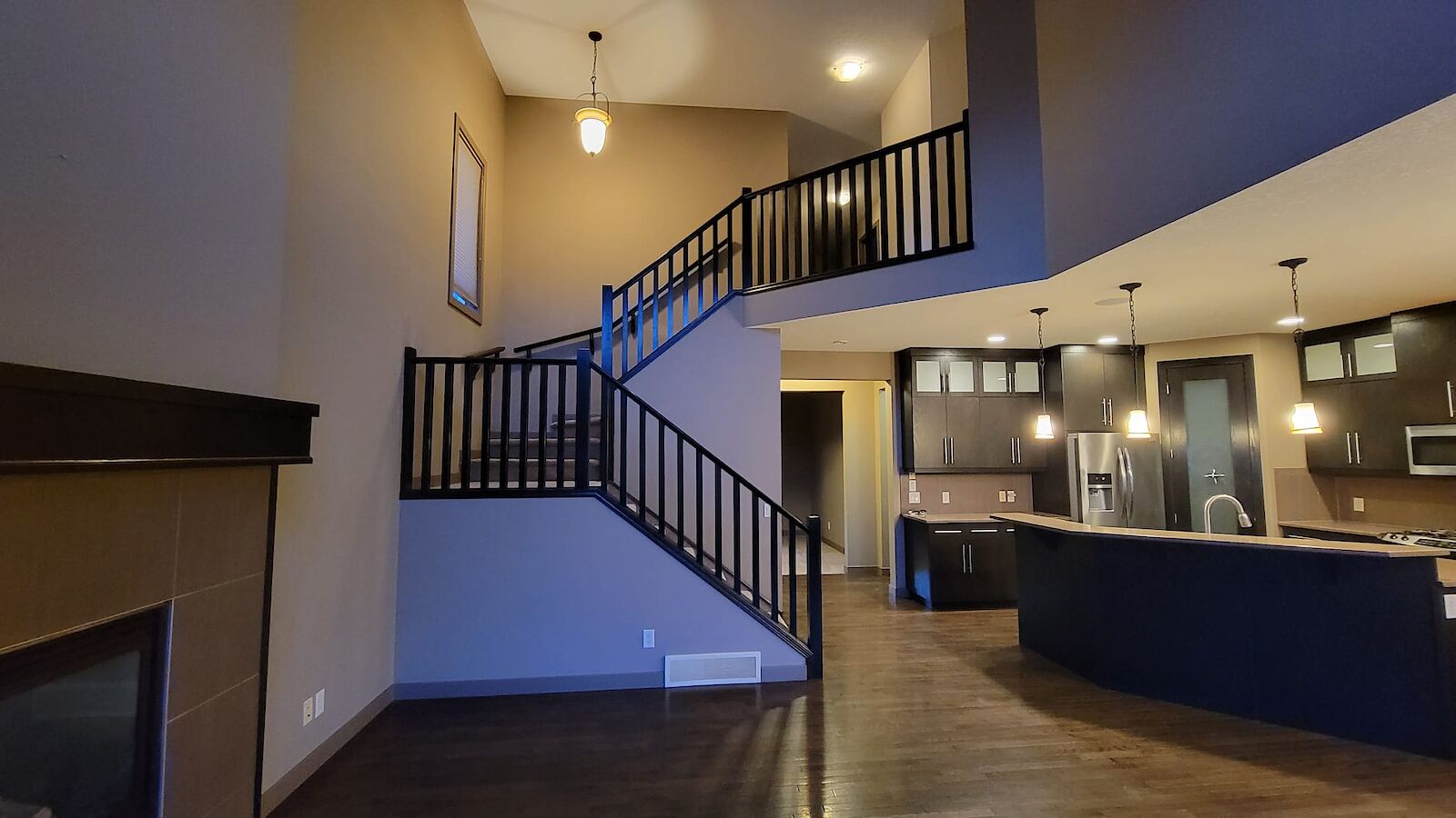 Calgary 3 bedrooms House for rent. Property photo: 682888-1