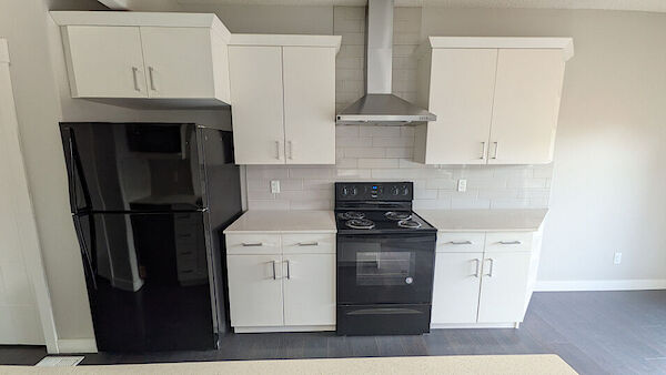 Edmonton 3 bedrooms Main Floor for rent. Property photo: 682920-3