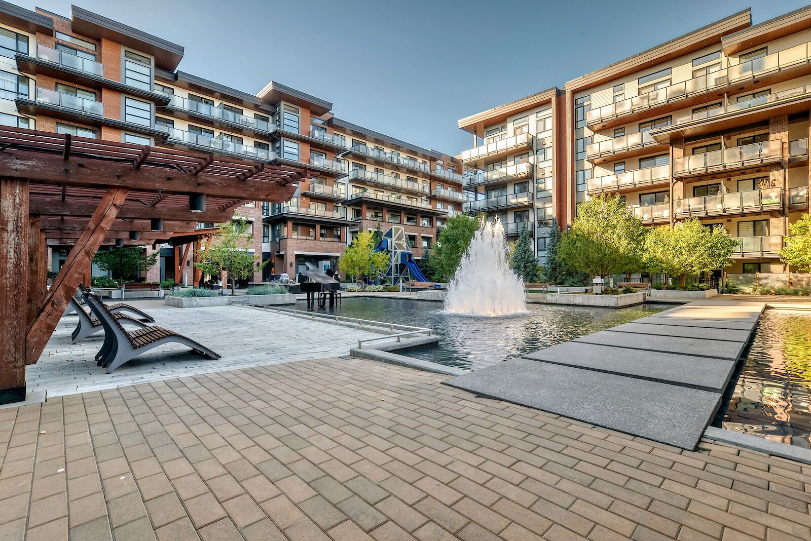 Calgary 1 bedroom Condo Unit for rent. Property photo: 683150-1
