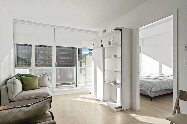 Calgary 1 bedroom Condo Unit for rent. Property photo: 683205-3