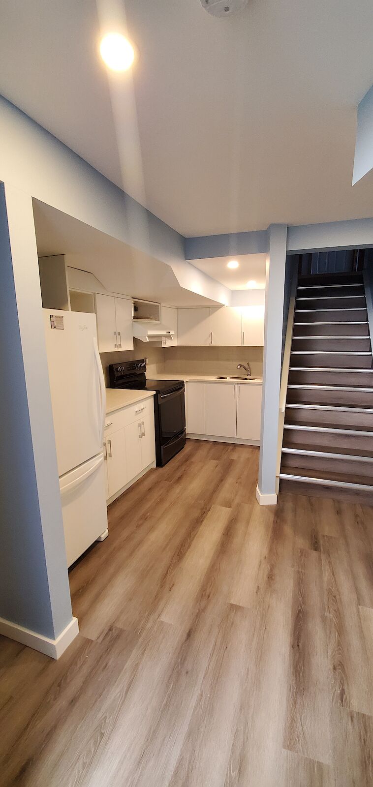 Calgary 2 bedrooms House for rent. Property photo: 683218-1