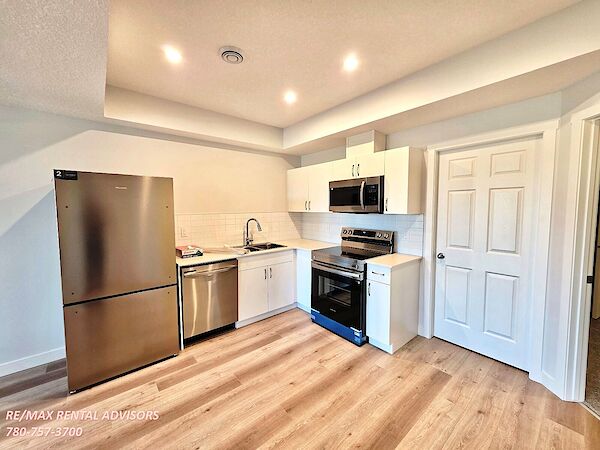 Edmonton 2 bedrooms Basement for rent. Property photo: 683263-3