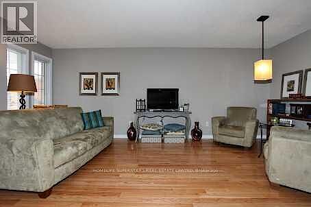 Mississauga 3 bedrooms House for rent. Property photo: 683273-2