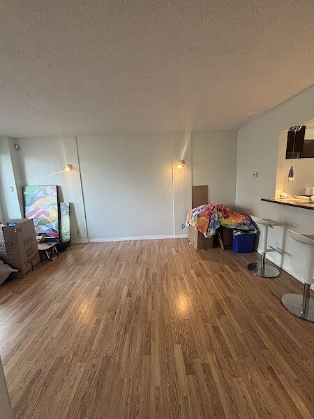 Calgary 3 + Den bedrooms Townhouse for rent. Property photo: 683295-3