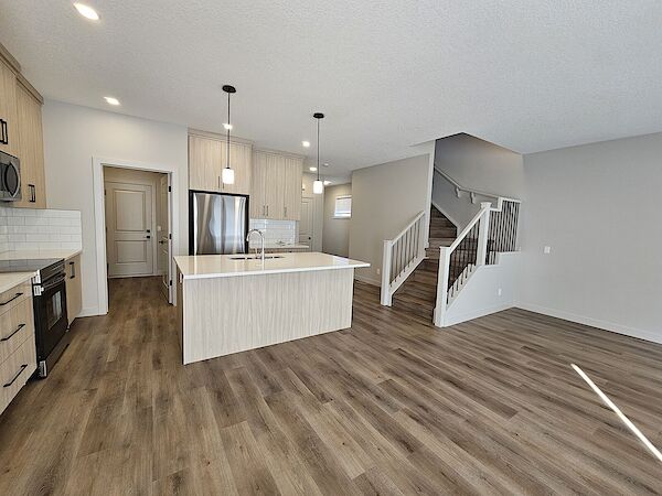 Cochrane 3 bedrooms House for rent. Property photo: 683394-3