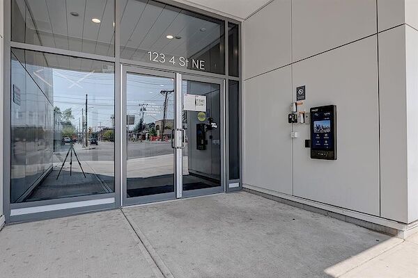 Calgary 1 bedroom Condo Unit for rent. Property photo: 683483-3