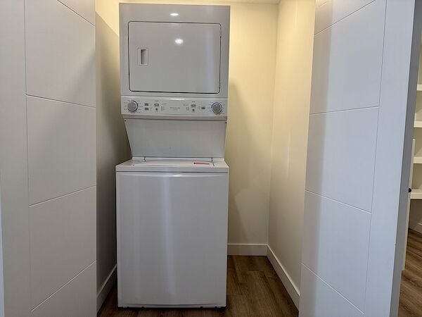 Edmonton 1 bedroom Basement for rent. Property photo: 683485-3