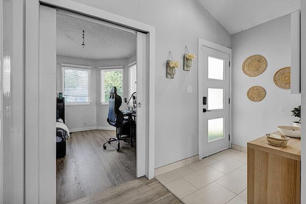 Edmonton 4 bedrooms House for rent. Property photo: 683613-3