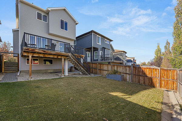 Calgary 3 bedrooms House for rent. Property photo: 683647-3