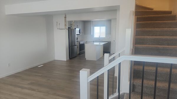 Edmonton 3 bedrooms Townhouse for rent. Property photo: 683656-2