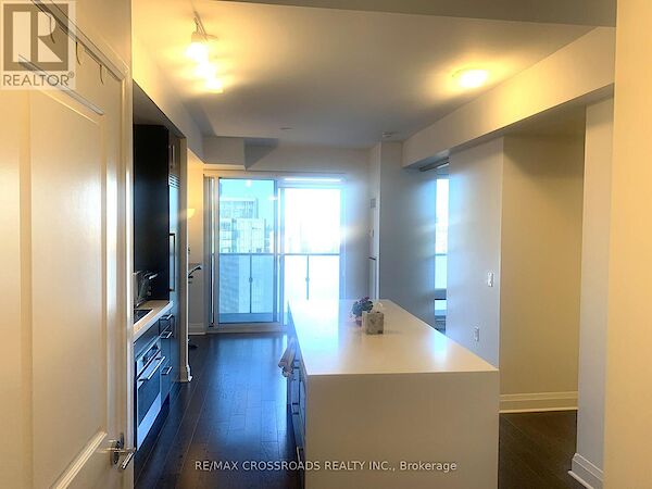 Toronto 1 bedroom Apartment for rent. Property photo: 683884-2