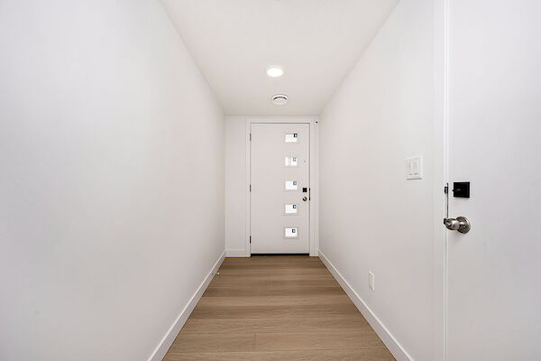 Calgary 3 bedrooms Townhouse for rent. Property photo: 683885-3