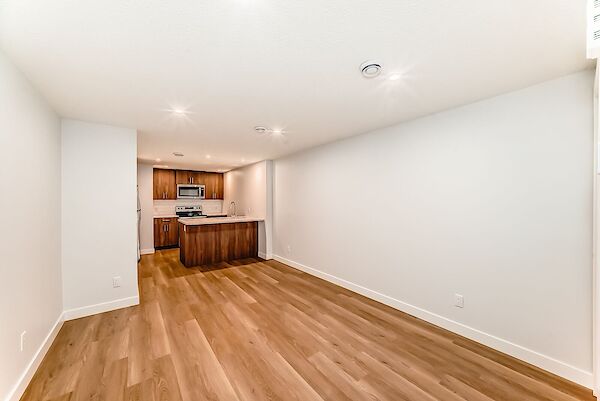 Edmonton 1 bedroom Basement for rent. Property photo: 683982-3