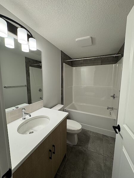 Calgary 1 bedroom Basement for rent. Property photo: 684041-3