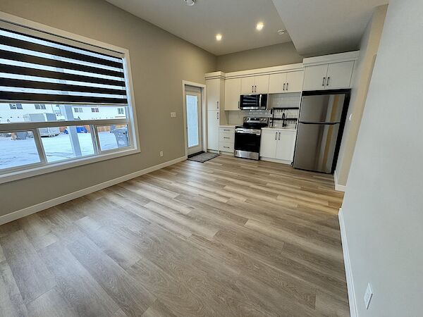 Sylvan Lake 1 bedroom Basement for rent. Property photo: 684134-2