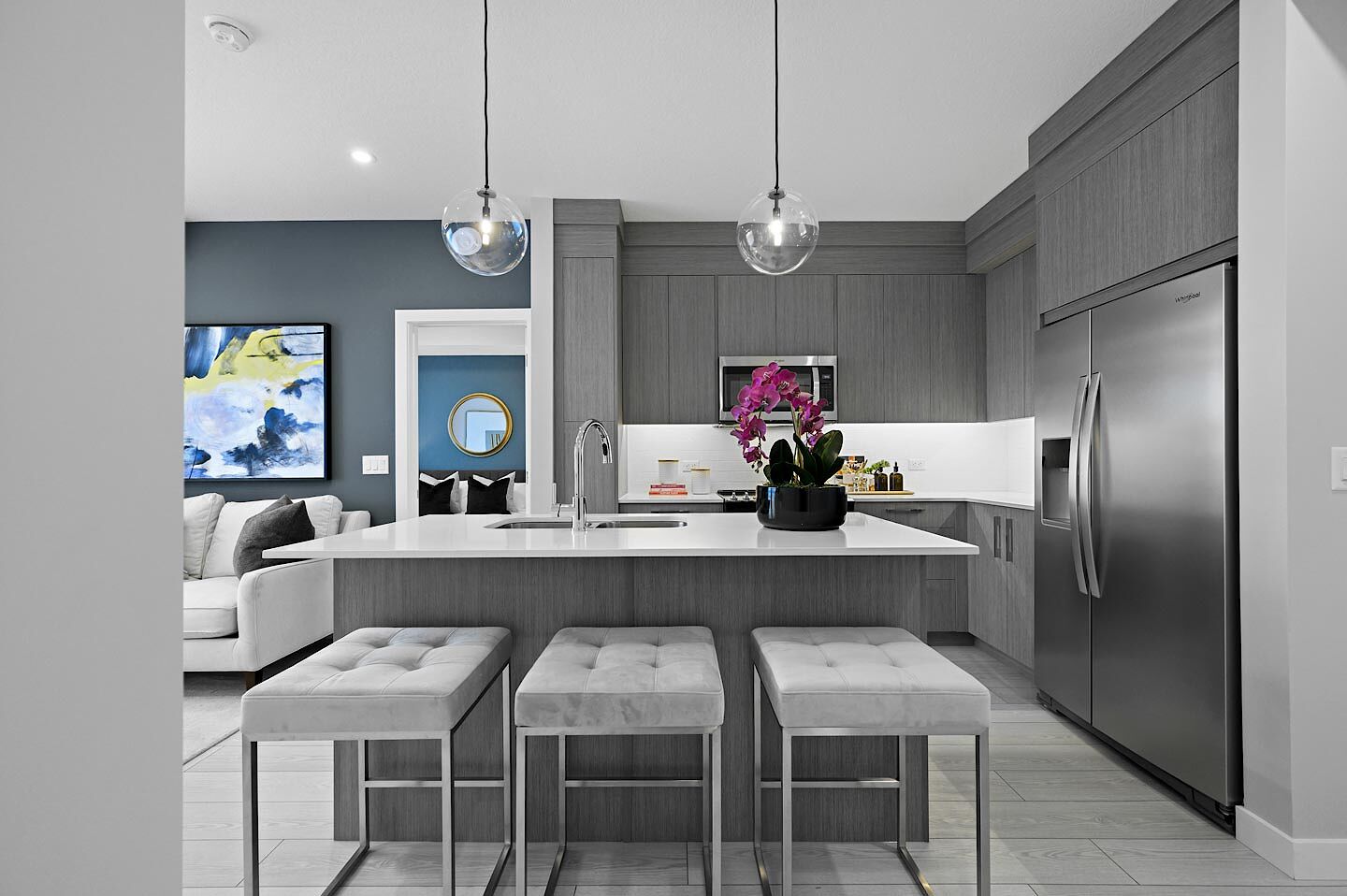 Calgary 2 bedrooms Apartment for rent. Property photo: 684135-1