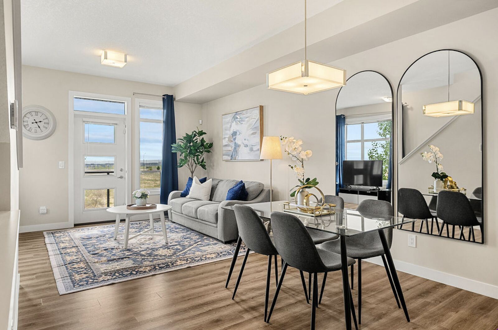 Calgary 3 bedrooms Townhouse for rent. Property photo: 684183-1