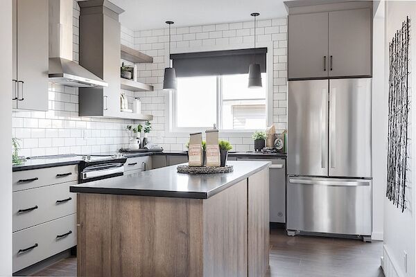 Edmonton 3 bedrooms Main Floor for rent. Property photo: 684242-3