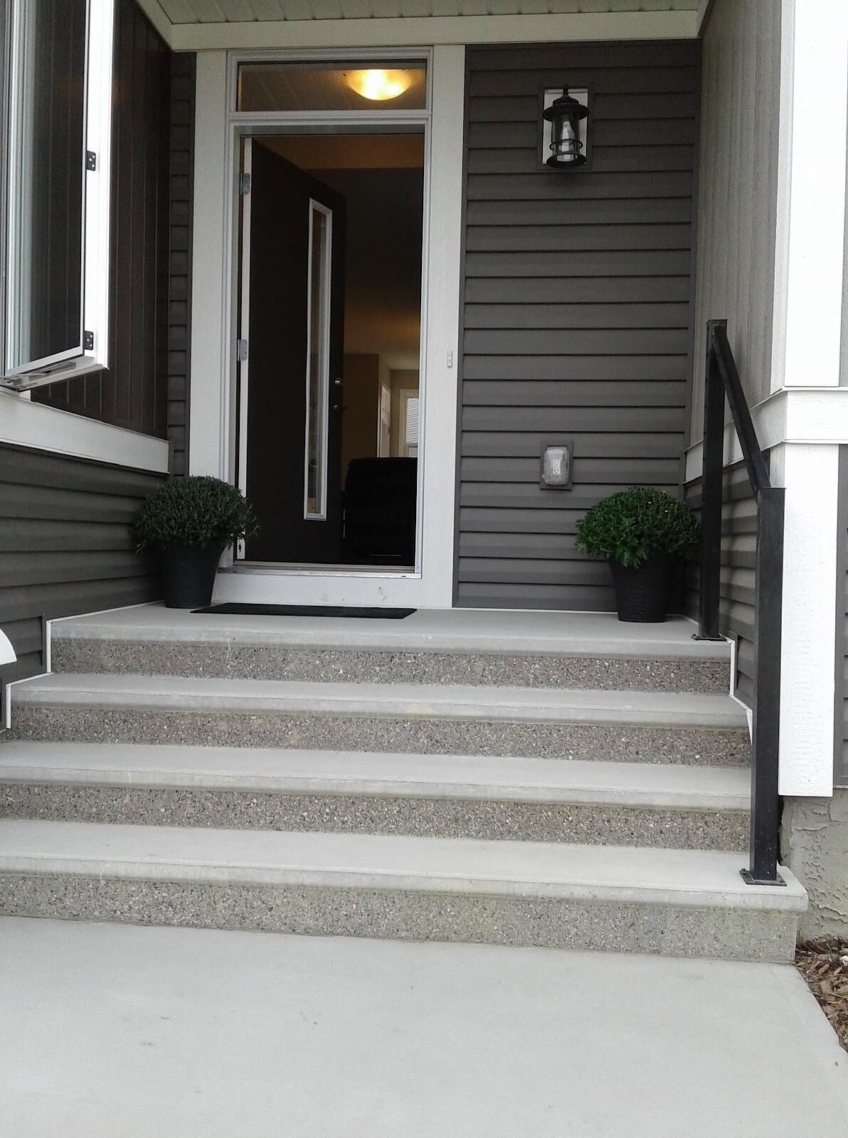 Calgary 1 bedroom Basement for rent. Property photo: 684265-1