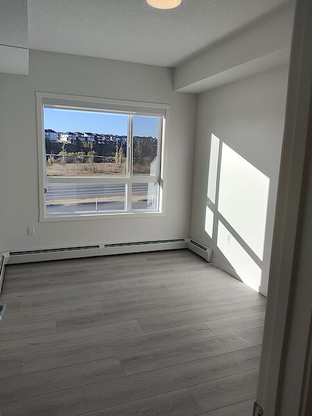 Calgary 2 bedrooms Condo Unit for rent. Property photo: 684365-3